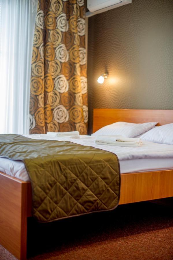 Wellness Hotel Thermal Štúrovo Eksteriør bilde