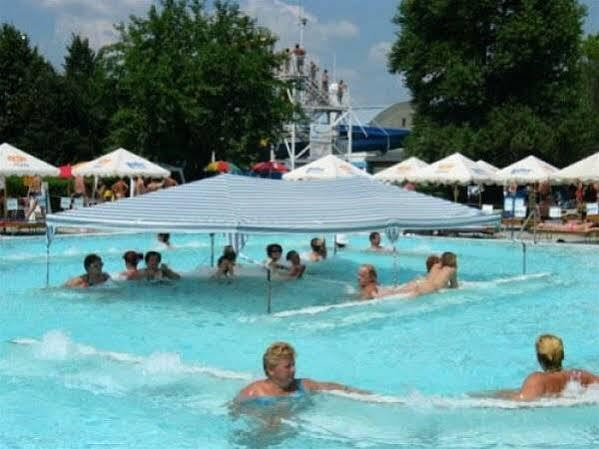 Wellness Hotel Thermal Štúrovo Eksteriør bilde